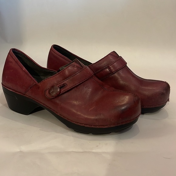 Dansko Solstice Cordovan Clogs - Picture 2 of 6